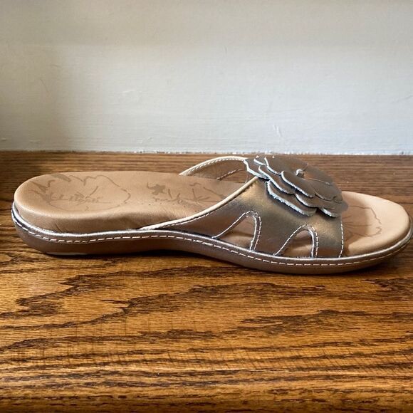 L.l. Bean Leather Sandal - Picture 3 of 10